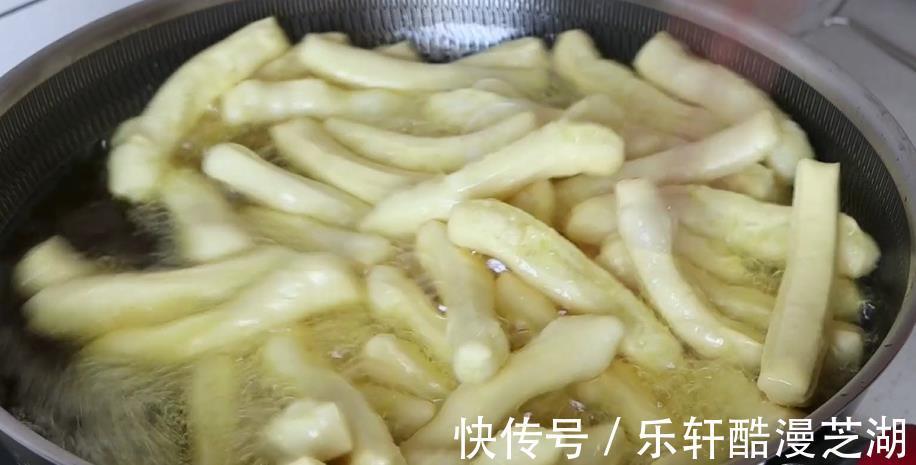 小时候常吃的小零食鸡蛋酥！来看看它是怎么做成的吧！