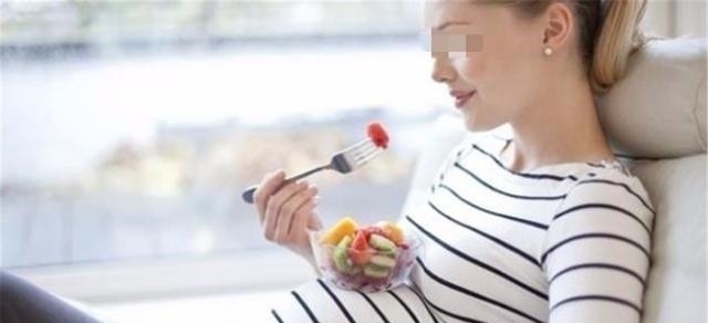 孕吐|有的孕妇“从不孕吐”,而有的却“吐到生产”,医生和孩子有关