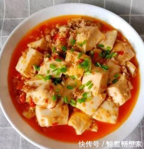 美食|美食推荐干豆角焖猪肉、葱爆五花肉、香辣豆腐、虎皮辣椒的做法