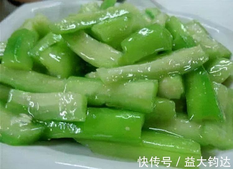 菊花茶|每天晚上坚持吃3种食物,营养丰富、增强体质,好处多多!