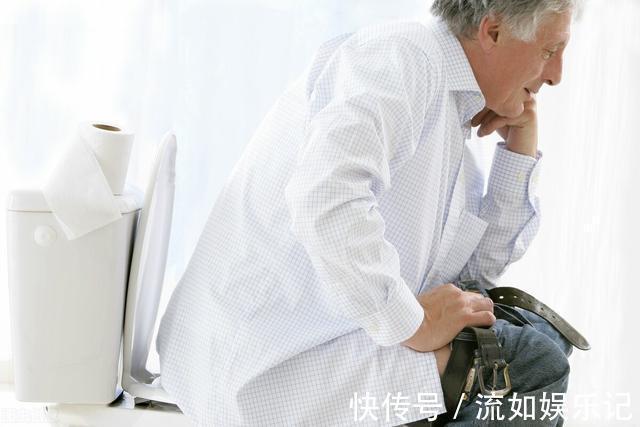 头晕头痛|53岁大妈1年脑出血3次,医生怒斥:人老了,4件事还不控制好