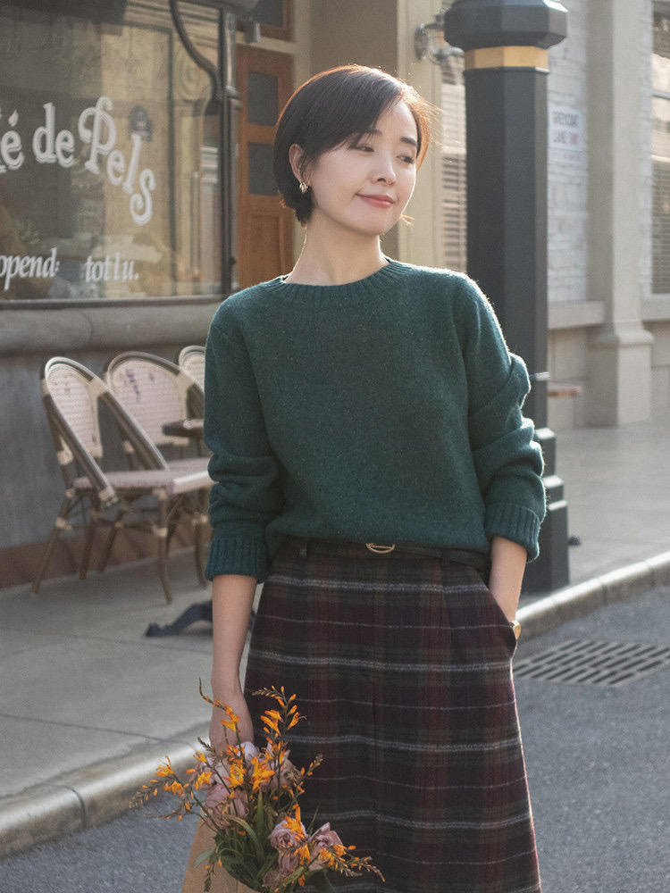 轻熟女冬日怎么穿?快来看看这套毛衣搭配,让你秒变气质女人