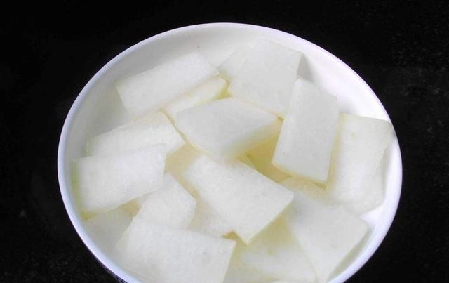 架子|减肥最狠的食材不是芹菜，而是它，隔天喝一碗，瘦成“衣架子”