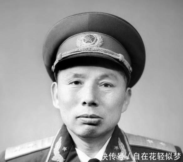 政委|军长发一份电报，政委要改三个字，军长却说一个字都不能改！