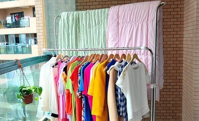 实用|越来越多家庭阳台不装固定晾衣杆了,都流行装这个,太实用了