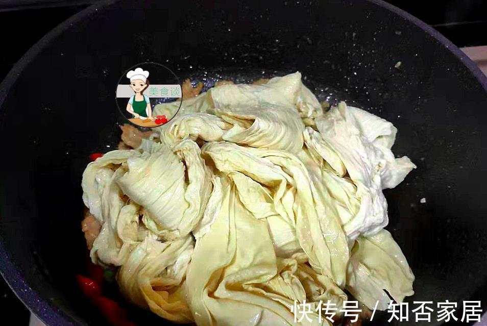 秋天|秋天，此菜常做给孩子吃，蛋白质和钙极高，润燥鲜美，营养不上火