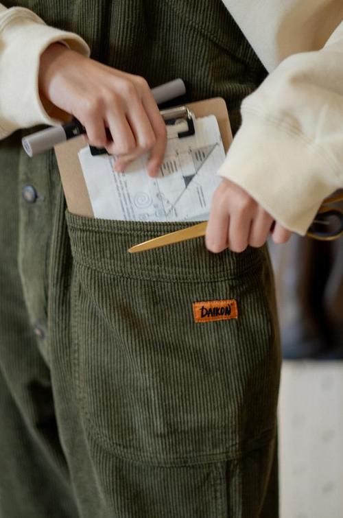 保暖|冬天想偷懒怎么办?卫衣、背带裤保暖又休闲