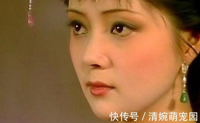 王熙凤$贾母临终前对别人都有交代,对薛宝钗只有一声叹息,她为何这么做