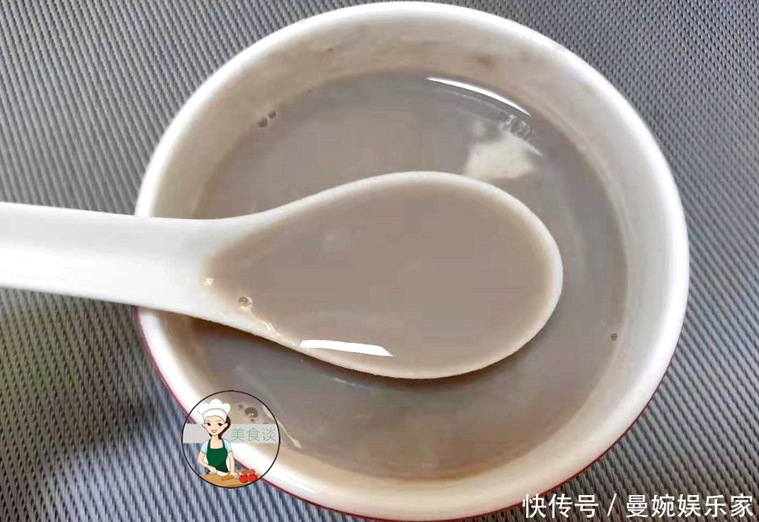 细腻|早餐别老喝黄豆浆了,试试这碗营养豆浆,香甜细腻,营养又暖身