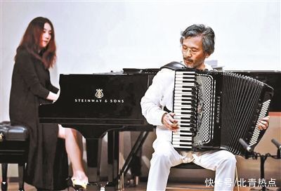 乐器|手风琴进入施坦威钢琴之家