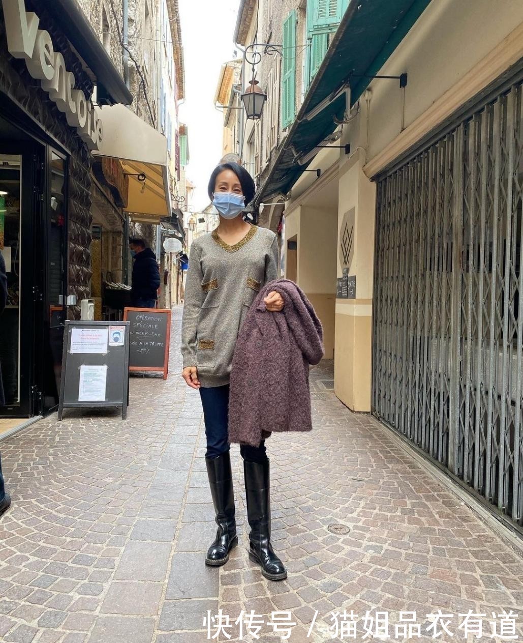 谁说53岁就是奶奶？看看这位大龄博主的优雅穿搭，揭露时髦真相