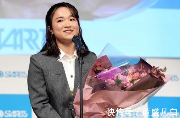 伊藤|糟糕,是心动的感觉,伊藤美诚变漂亮了,但世界第三位置快要不保!