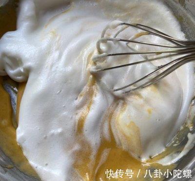 倒回蛋白|黄豆粉纸杯蛋糕最经典的做法，简单易学好上手