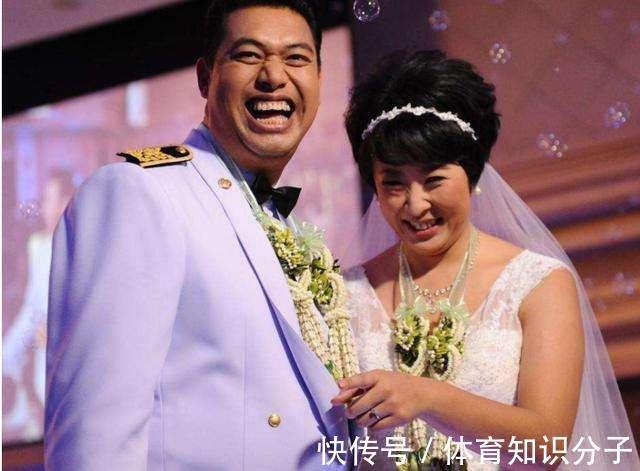 中国女排|冯坤或担任中国女排主帅,远嫁泰国定居多年,丈夫爱子全力支持!