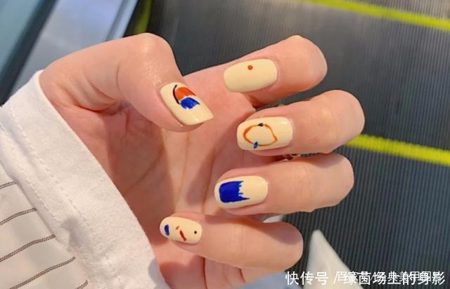 美甲|少女感满满的涂鸦美甲,可爱暴击,快来pick你的那一款吧!