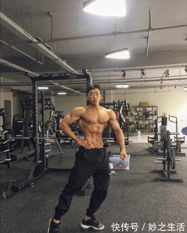 王浩洋|掉肌肉小毛睿变身龙战队成员,这个小伙够强