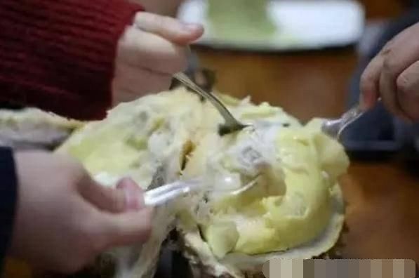 水果|比米饭还胖人的4种水果,竟有人把它们当主食吃,你说傻不傻