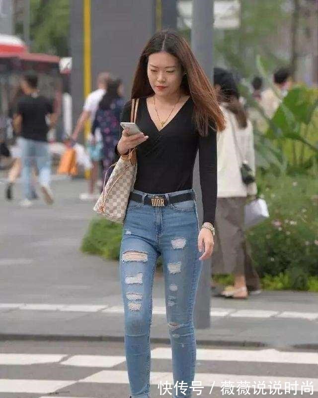 装扮 轻盈飘逸的瑜伽裤装扮展现绝佳的气质,唯美清新感十足,精致美丽!