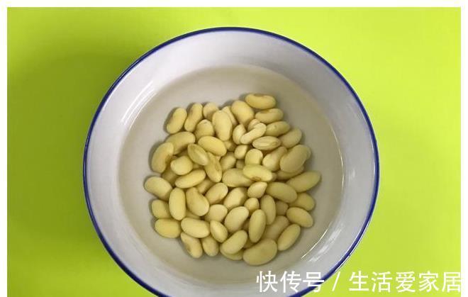 浸泡|做豆浆时,黄豆千万不要直接打成浆,多加1步,豆浆又香又浓