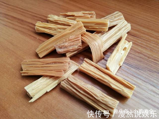 五花肉|泡腐竹时，别放水里直接泡，大厨教你一招，简单快速不夹生