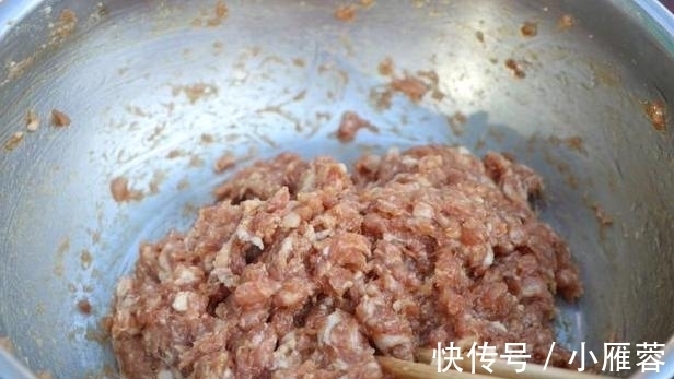 佐料|早餐吃肉饼,不用花钱自己做,佐料简单味道“不简单”