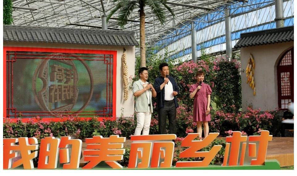 修路|鄉(xiāng)村大舞臺“當(dāng)代愚公”耗時(shí)十年修路，背后的故事竟如此感人！