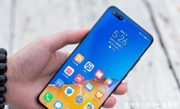 款手机|不吹不黑！预算4000，买iPhone 11和买华为P40哪个更划算？