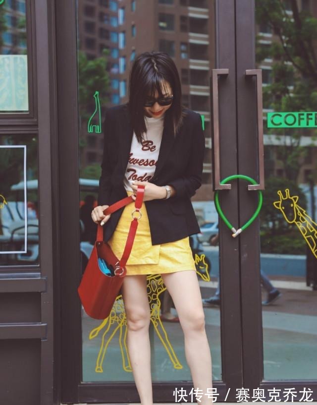 秋季|小西装+半身裙=这才是我们想要的秋季时尚,提升气质又高级!