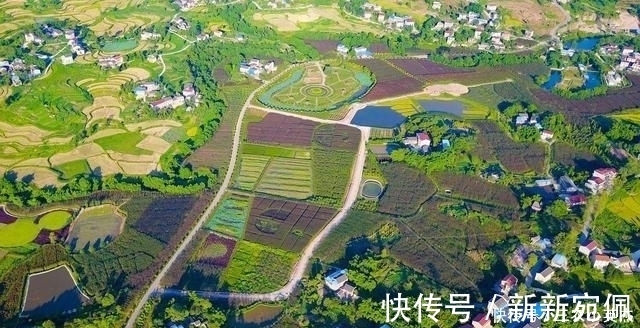 向阳|农村自建经典实用二层别墅,书房、卧室和影院,人生快乐莫过于此