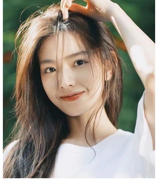 突变团竞挑战三轮变猎手！开局直接用拳头淘汰强化战士！