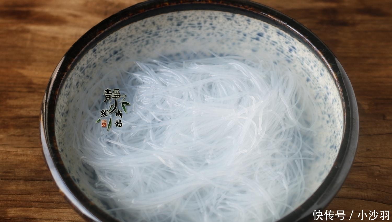 过年时,再多硬菜都比不过这道菜,不起眼,却总是最先光盘