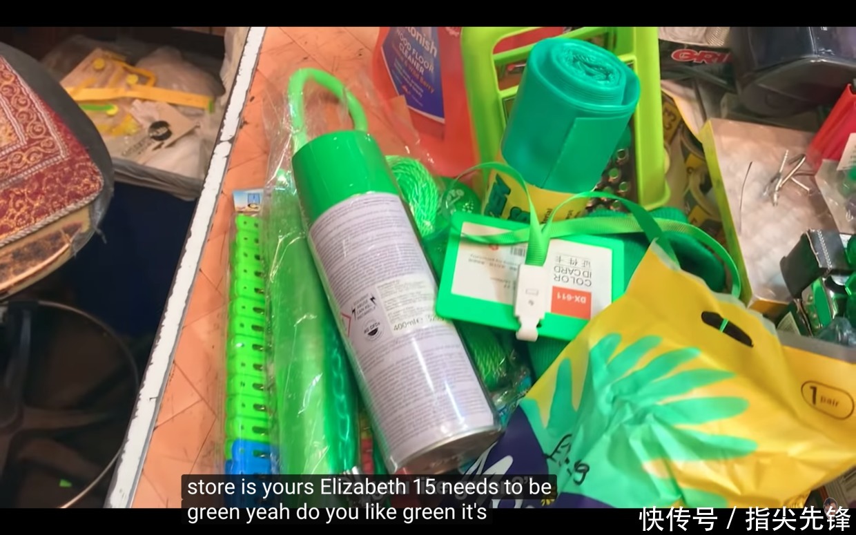 100块把土鳖宅男变鲜肉超模，英国俩沙雕小哥把时尚圈玩坏了