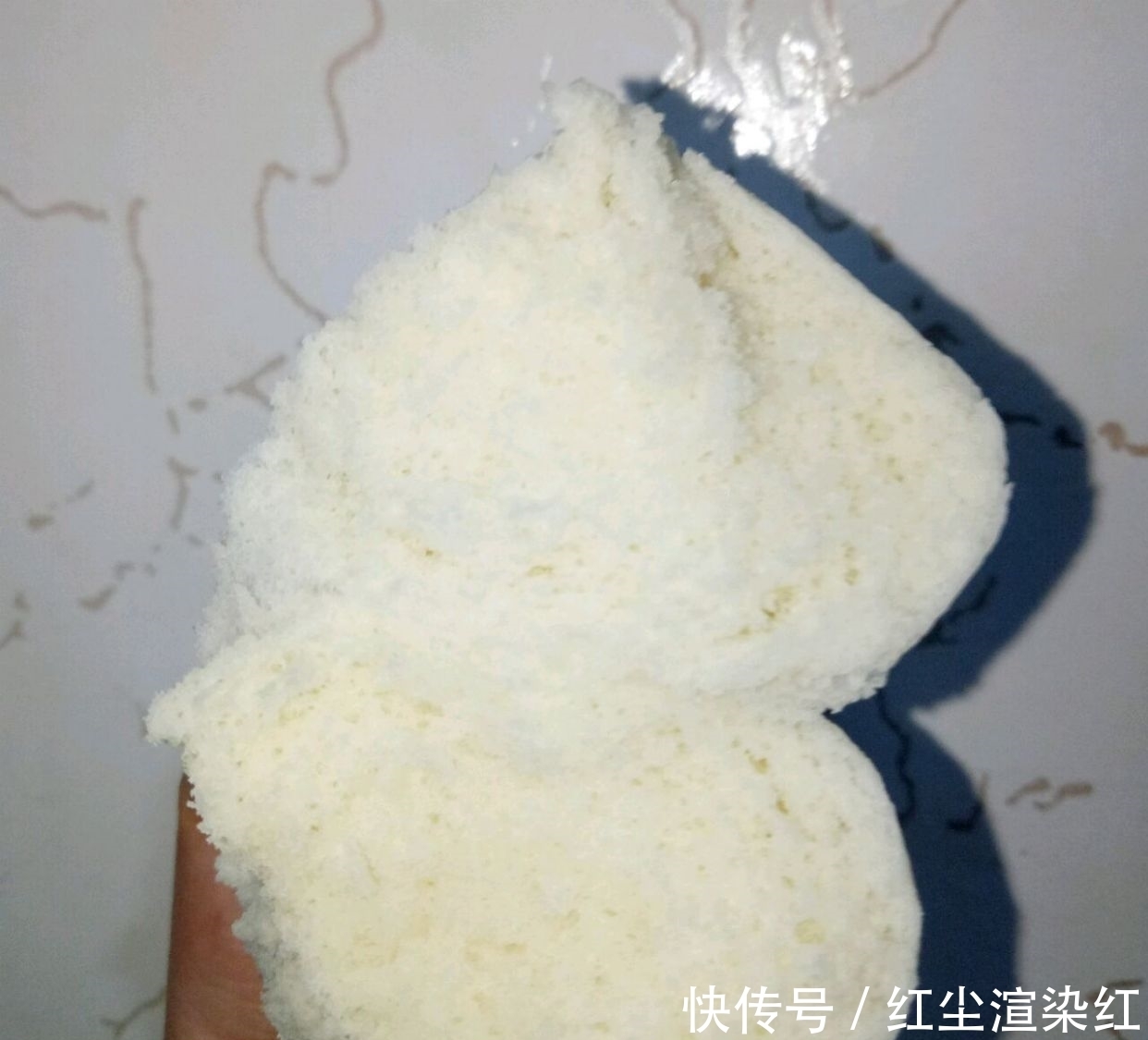 过年了要蒸馒头，别只会加酵母，多放这两样，暄软起皮，比面包香