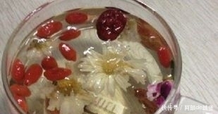 泻药|山楂加“它”喝,是“天然泻药”!排出黑臭宿便,或许赘肉悄悄消