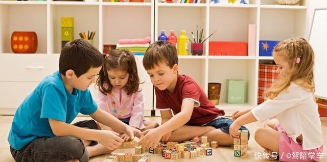 “新型把尿”危害大,正在侵害宝宝排便系统,很多妈妈还暗自窃喜!