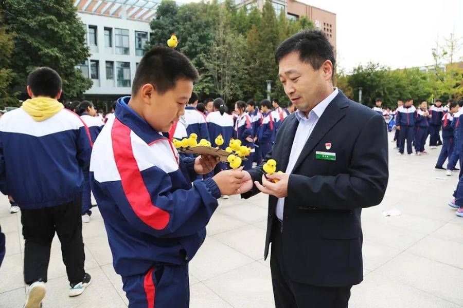 体育|师生同参与峡山二七一实验初中举行第六届体育美食节集中活动日