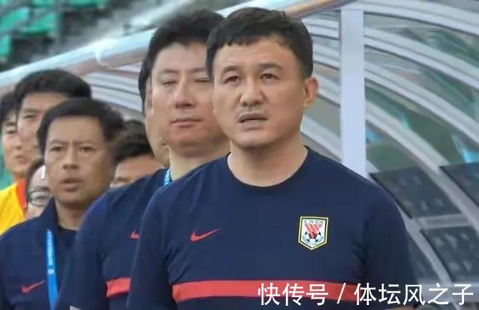 郝伟|山东球迷等了11年,泰山队提前3轮拿到中超冠军,并创下3大纪录
