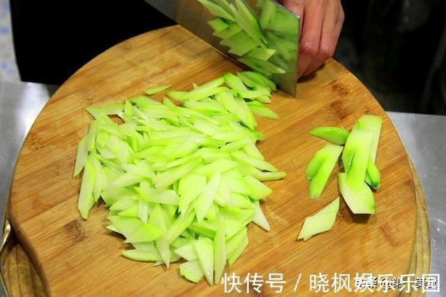 立秋后,多吃这种补锌的蔬菜,清香脆嫩还爽口,滋补营养除秋燥