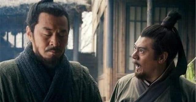 三国|三国时期,枭雄多如牛毛,陈宫为何偏偏选择吕布?