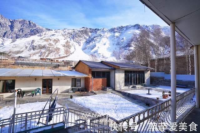 网红酒店|住进格鲁吉亚雪山深处，体验当地居民生活，品味地道家庭美食