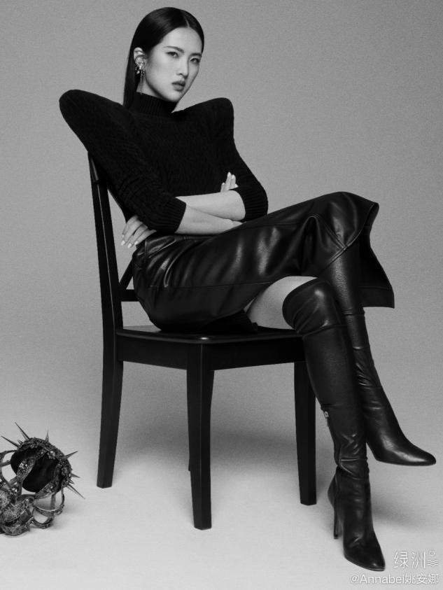 姚安娜被化妆师吐槽肥厚,化浓妆大饼脸违和,扮相成熟哪像90后