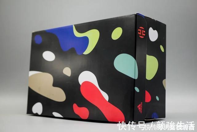 ren当之无愧的旗舰款!哈登5代能成为下一款划时代的战靴吗