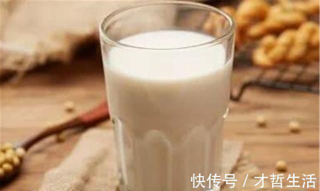 豆浆|怀孕喝牛奶还是豆浆?两者的差别可不小,根据需求喝才对