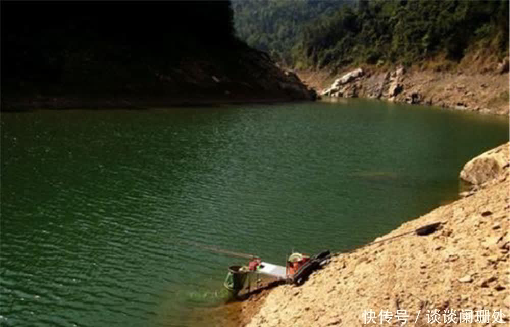 春钓滩,夏钓深,实践告诉你,钓深跟钓浅套路完全不同,要重视!