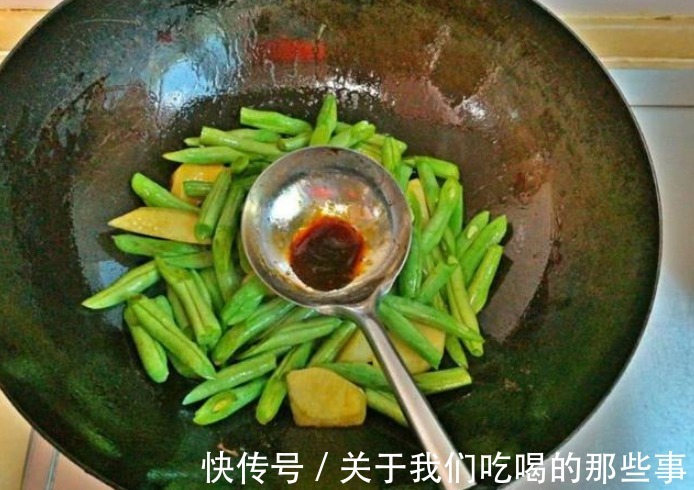 蚝油不是酱油,别啥菜都放,牢记5个正确用法,做菜好吃又健康