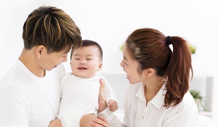 父母|优秀父母注意:一定不要在孩子面前做3件事,可能毁了孩子一生