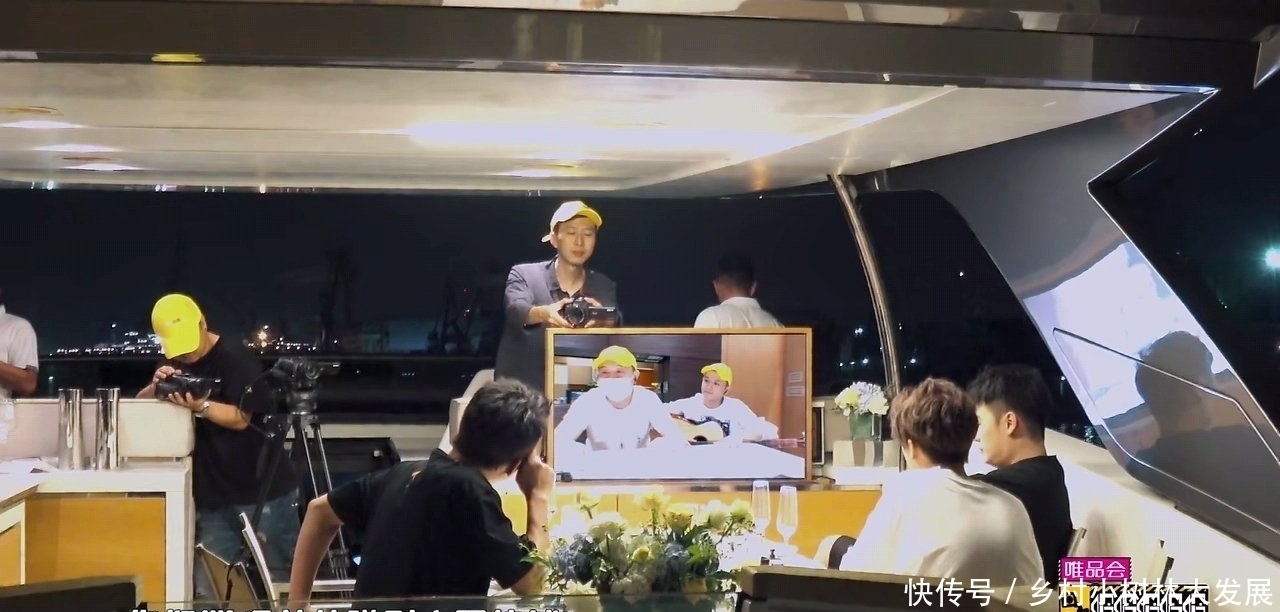 假发|《五哈》鹿晗准备假发作伪装,邓超:你现在胖得已经不用假发