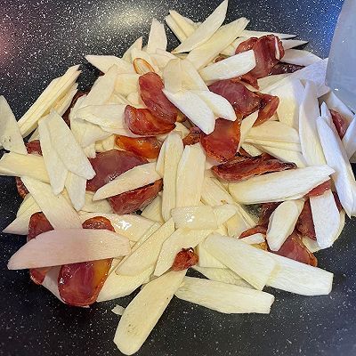 茭白|茭白炒腊肉