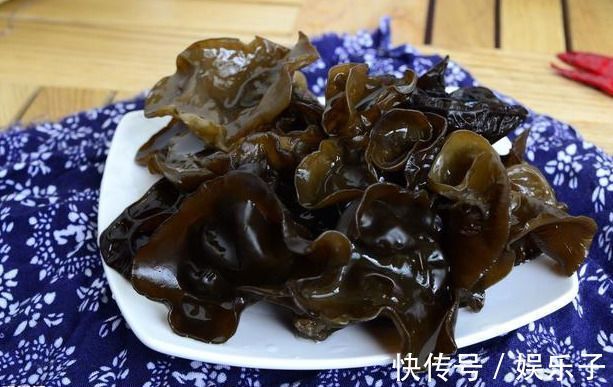 黑木耳黑木耳|想長壽全靠吃，3種食物不可少，排毒養顏，滋潤肌膚！
