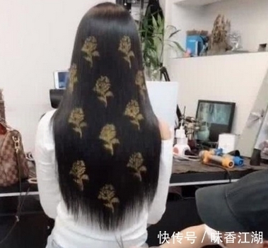 发型 美女的发型带火了理发师,看到头发上的玫瑰花,很多人慕名而来